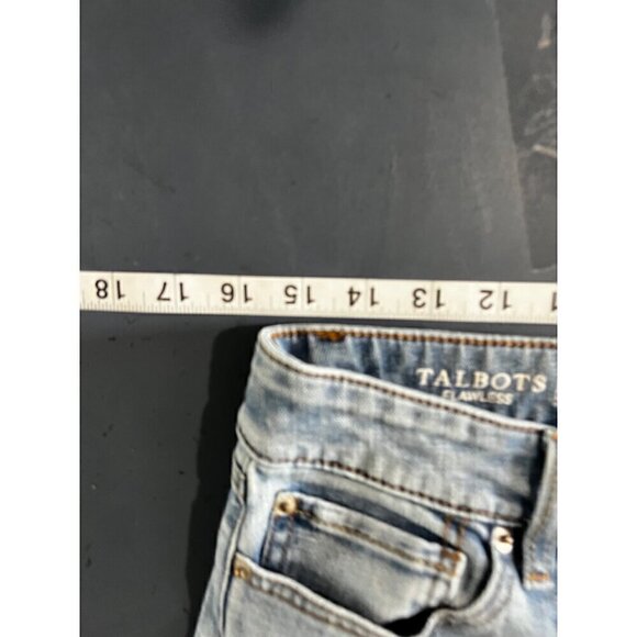 Talbots Flawless Girlfriend Jeans 8P  Petite Medium Wash Denim - Picture 4 of 11